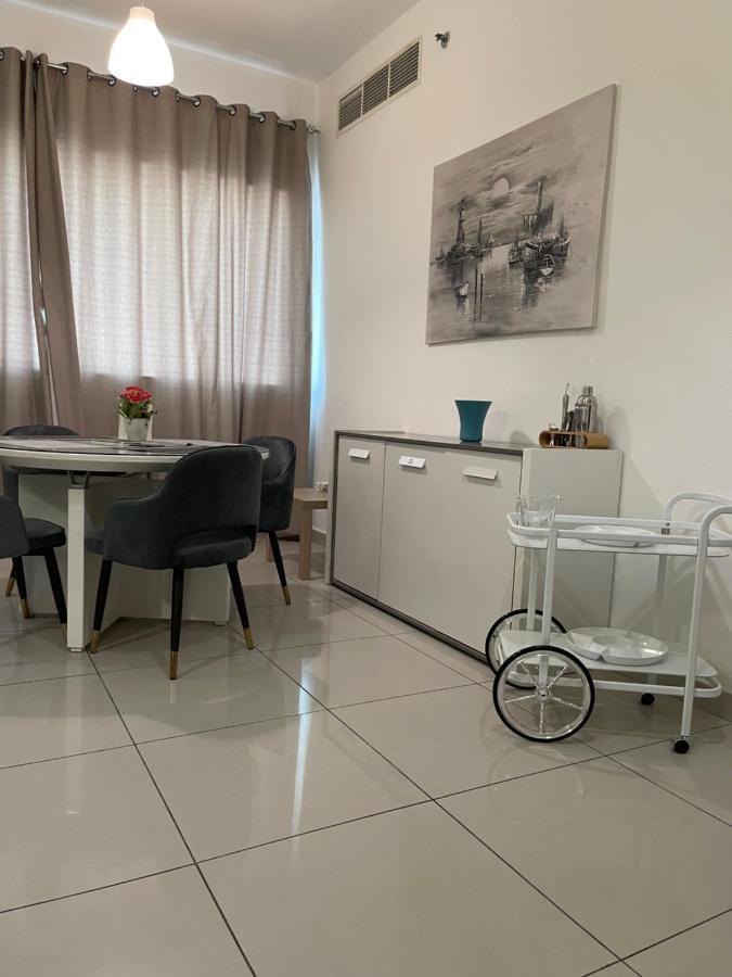 Bright Luxury 2Br Aprt Dubai Marina With Balcony Apartment Exterior photo